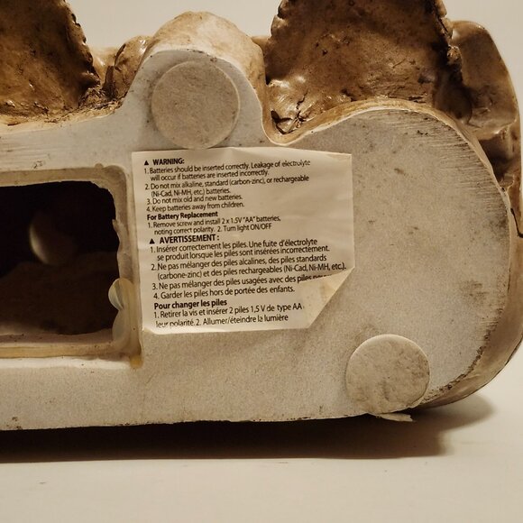 Skull Decorations Halloween Tower-Shaped Skull Decoration Haunted House Bones - Picture 2 of 6